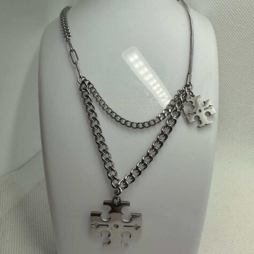 Woman Necklace Earrings